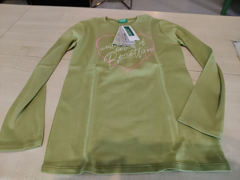 Maglietta bimba 8/9 anni Benetton nuova