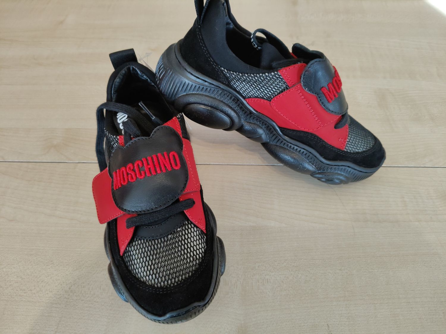 Scarpe bimbo n 31 MOSCHINO