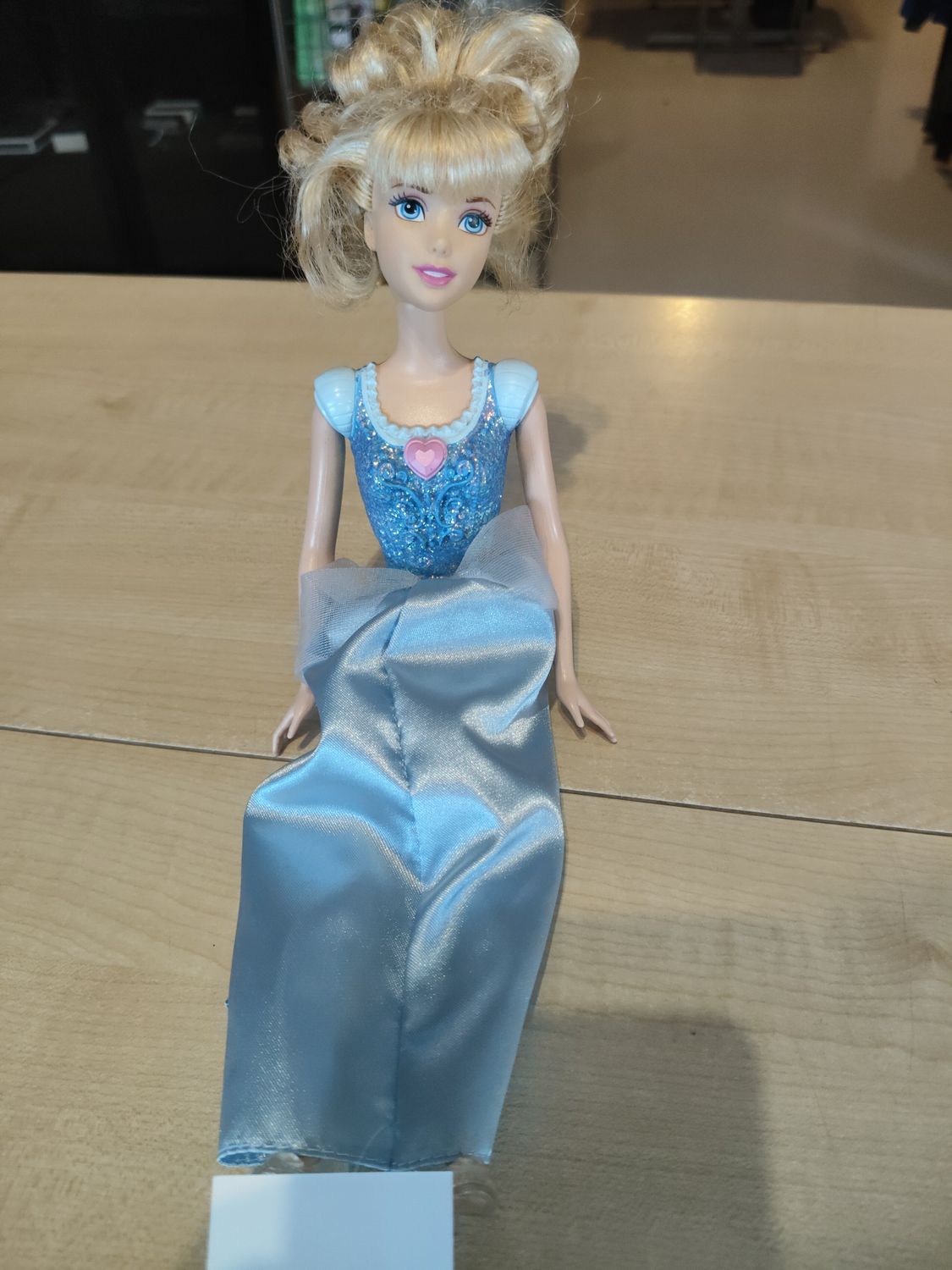 Bambola cenerentola