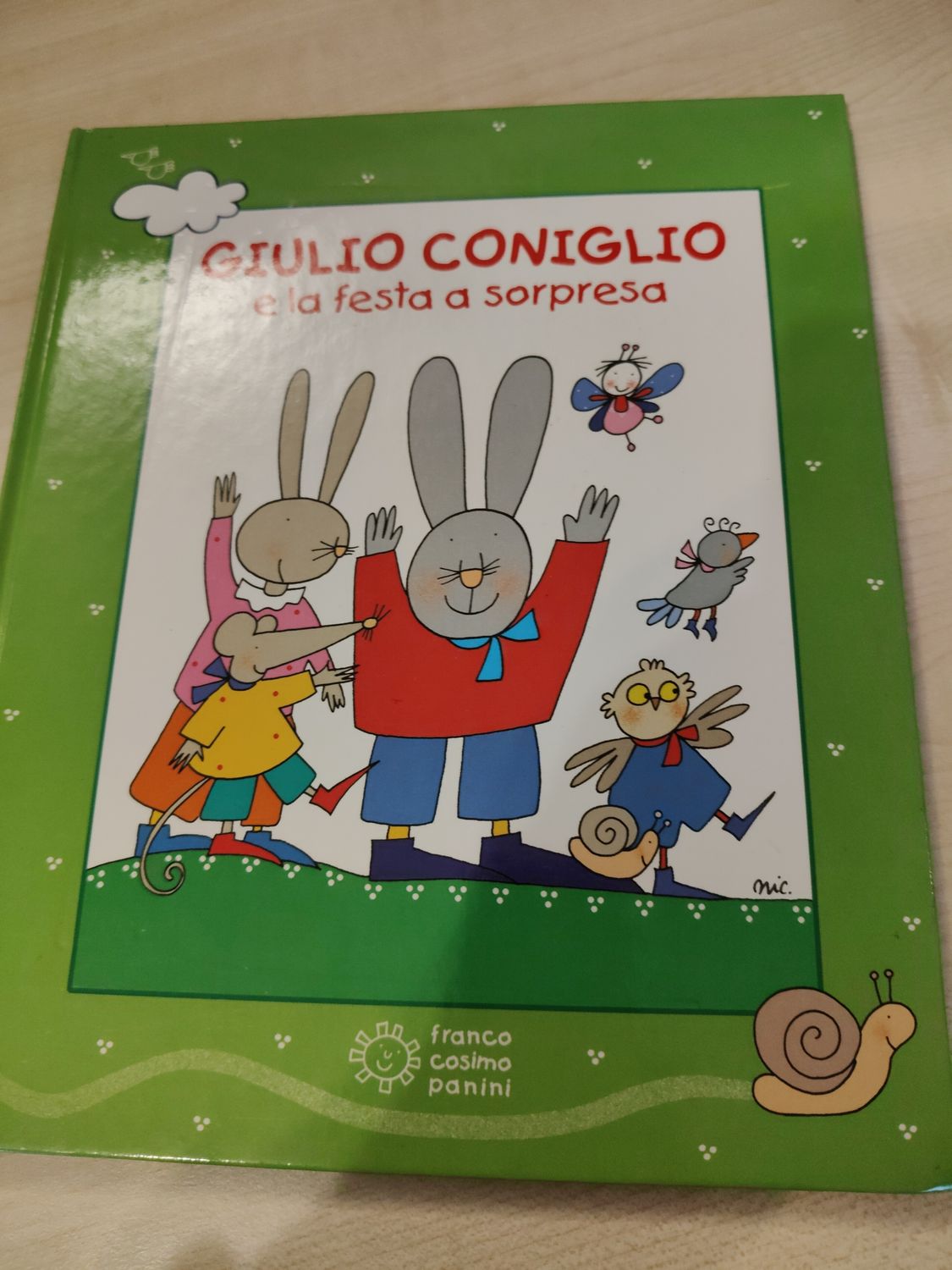 Giulio coniglio e la festa a sorpresa