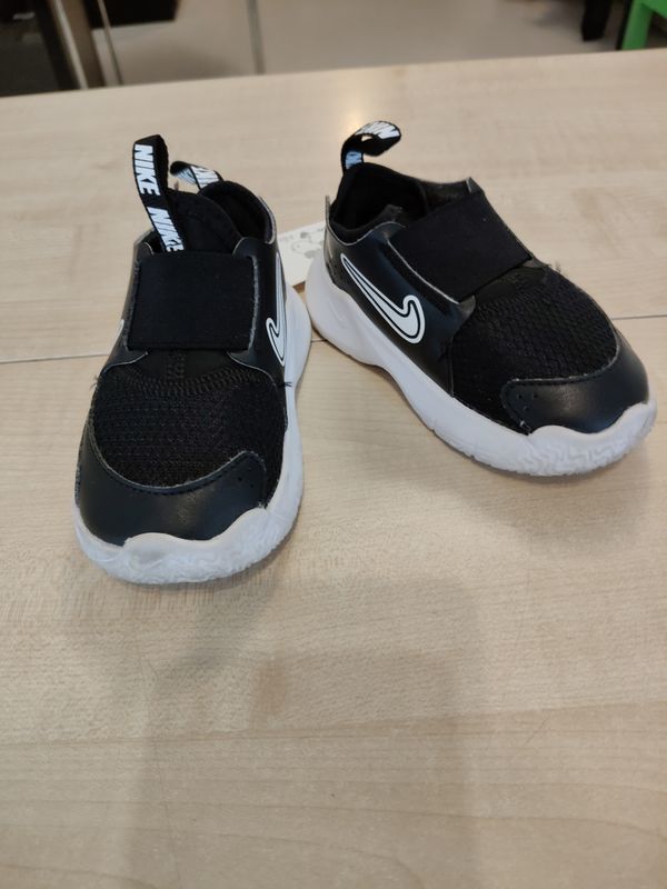 Scarpe bimbo n.22 Nike