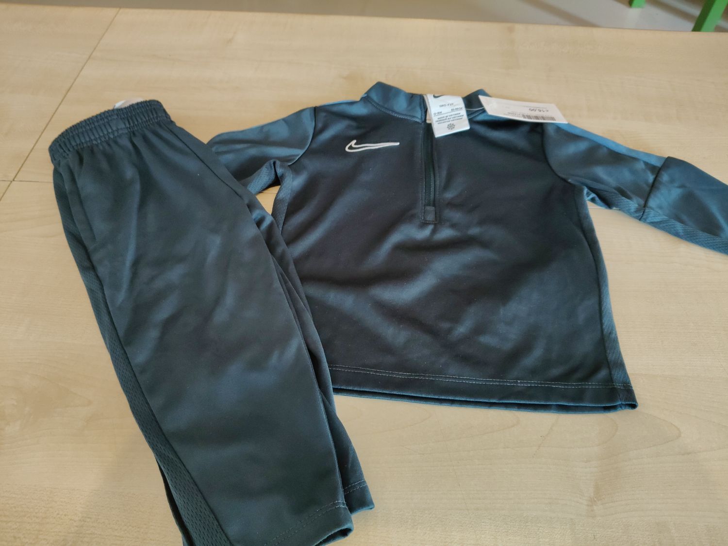 Tuta bimbo 12/18 mesi Nike