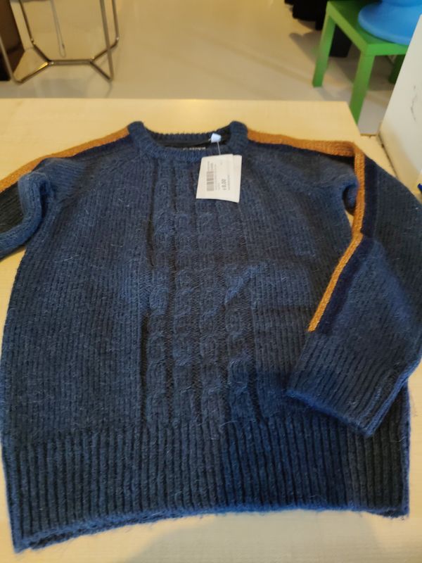 Maglione bimbo 128 cm C&amp;A nuovo