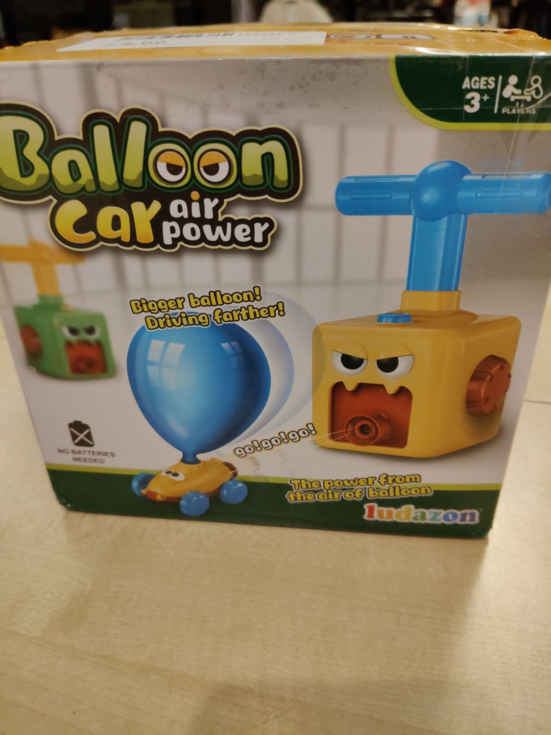 Balloon car