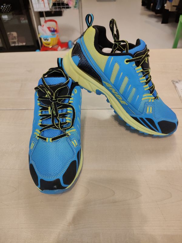 Scarpe bimbo n.39 Ande