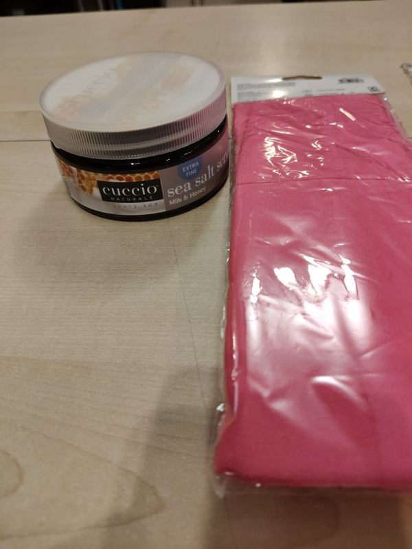 Scrub Cuccio Naturale + fascia nuovi