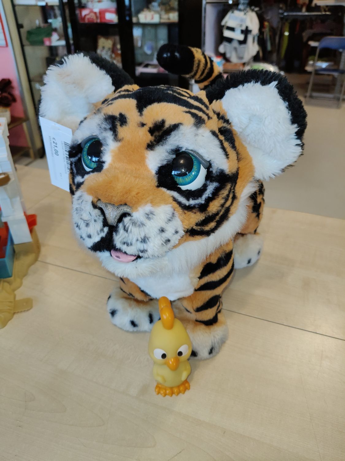 Tigre Furreal friends