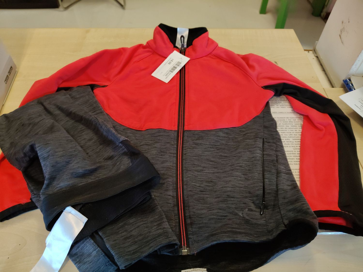 Tuta bimba 7/8 anni Decathlon