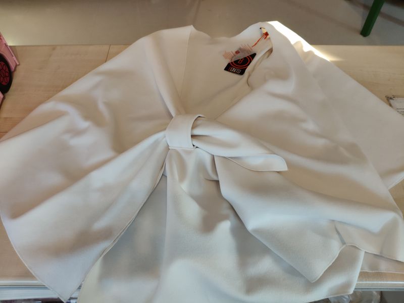 Mantella da donna tg unica Bonito nuova