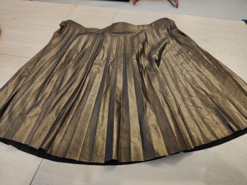 Gonna donna tg  M Bershka nuova