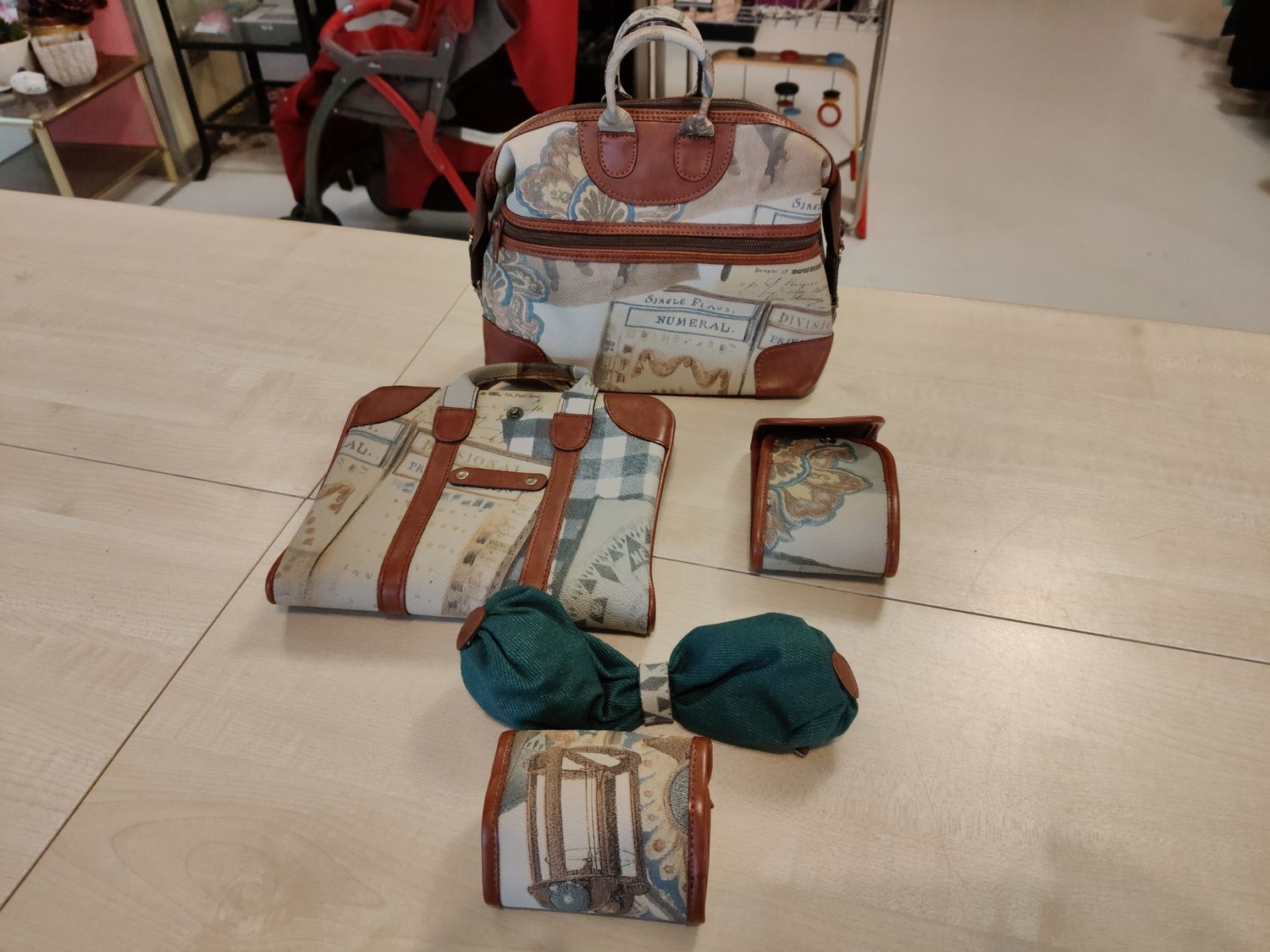 Set borsa e porta oggetti  Archetipo 5 pezzi