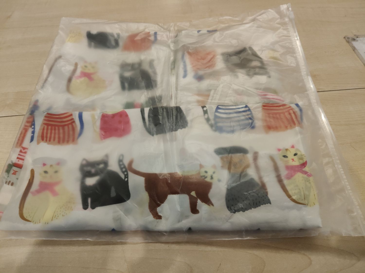 Foulard gatti 30% seta