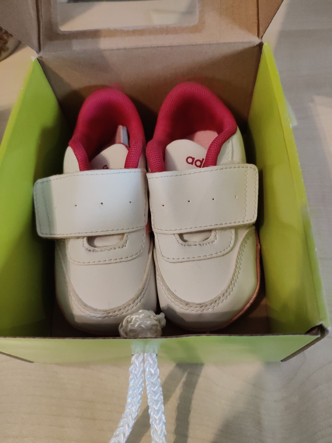 Scarpe bimba n.19 Adidas