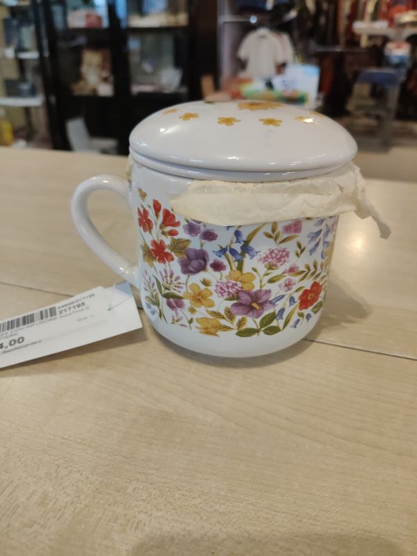 Tazza con infusore Agatha's Besterk