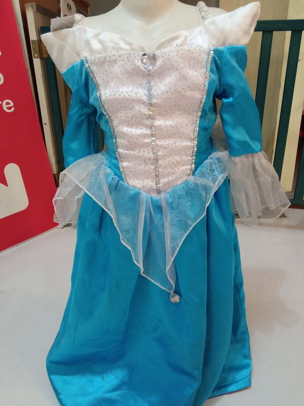 Costume di carnevale principessa double face 4/5 anni circa