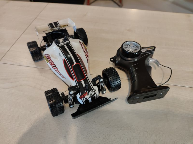 Macchina radiocomandata