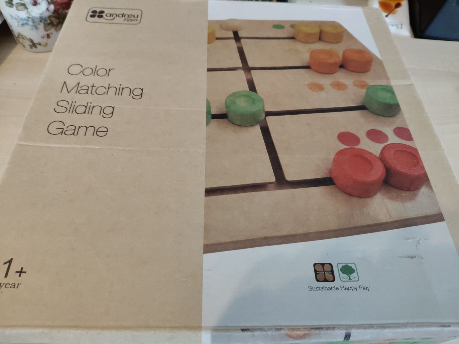 Color matching sliding game