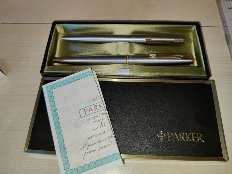 Stilografica e penna a sfera Parker
