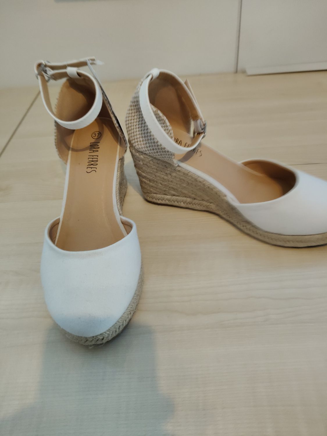 Scarpe donna n.37 Lora Ferres
