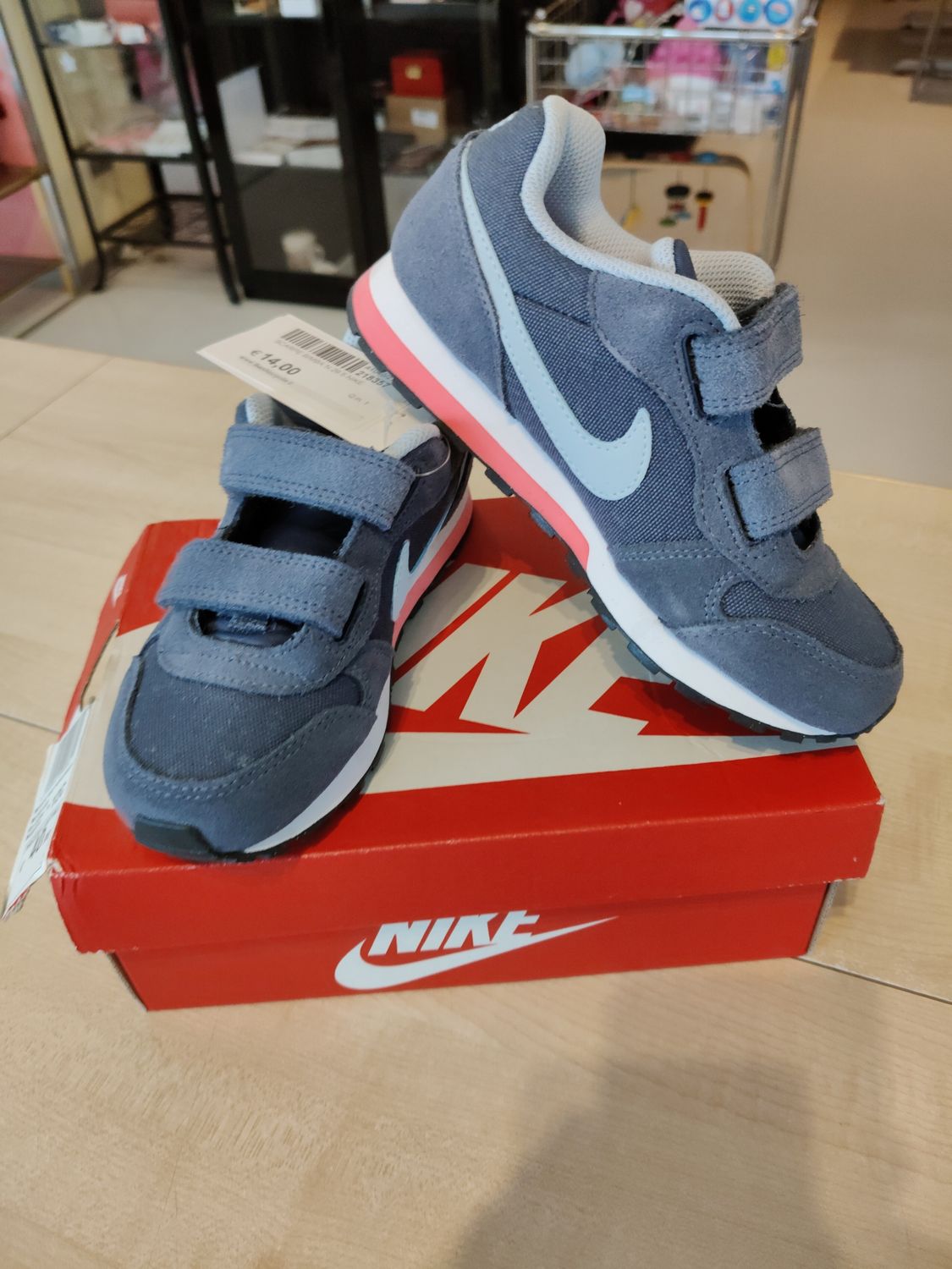 Scarpe bimba n.29.5 Nike