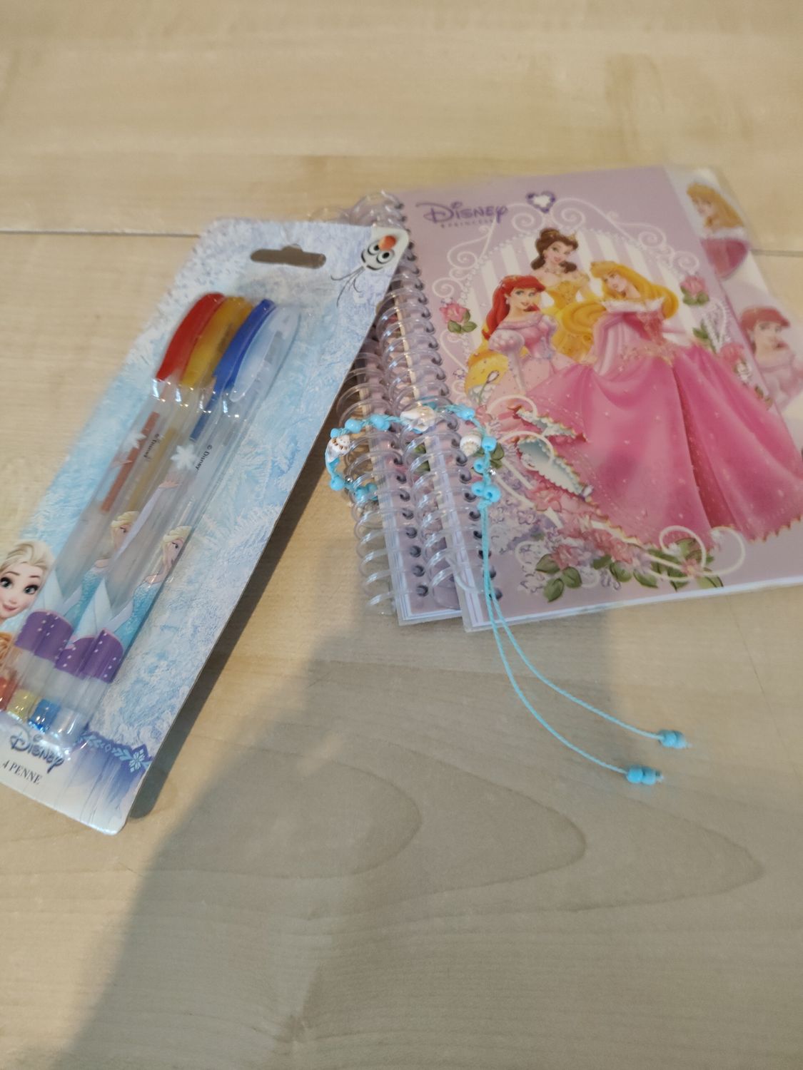 2 quaderni + penne principesse