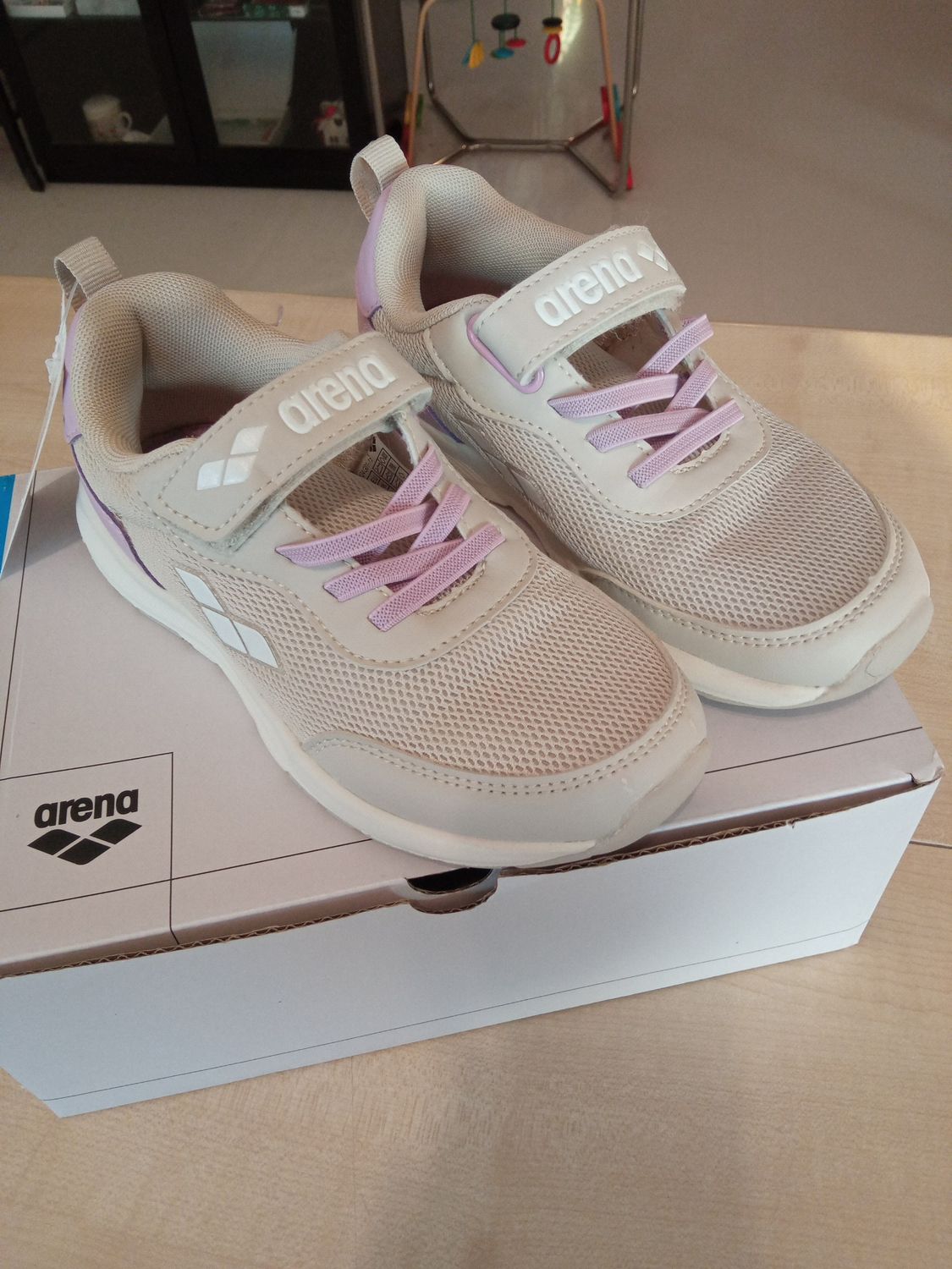 Scarpe bimba n.32 Arena