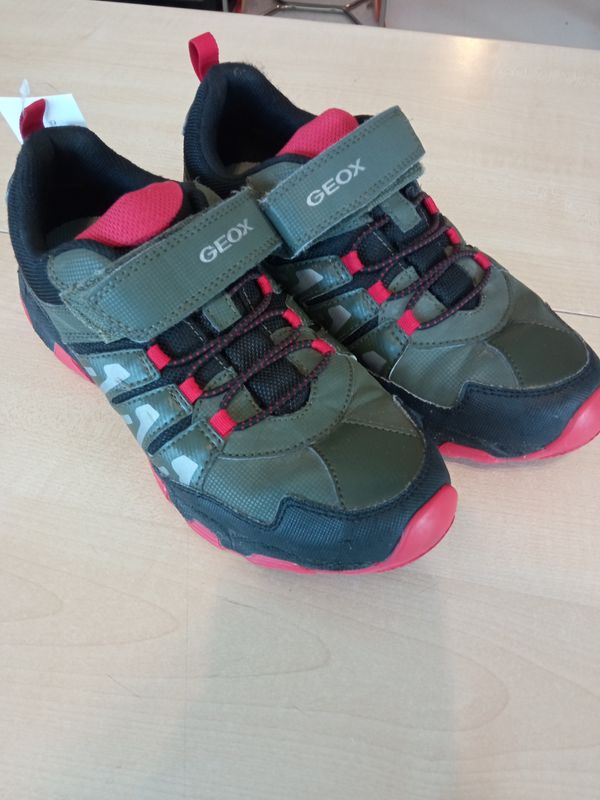 Scarpe bimbo n.37 Geox