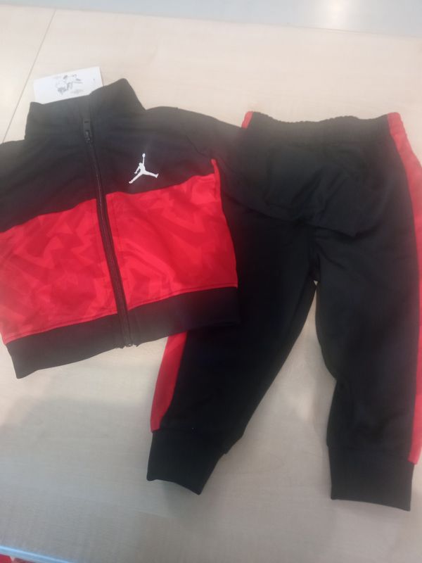 Tuta bimbo 74/80 cm Jordan