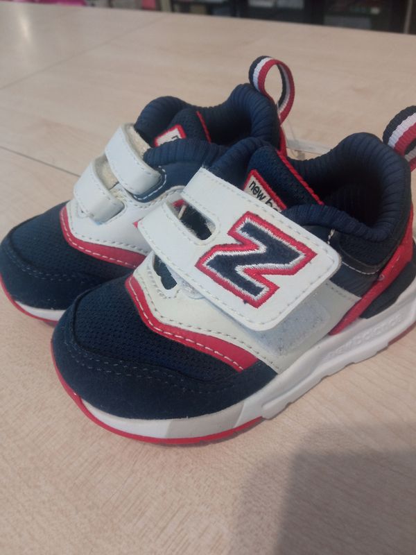 Scarpe bimbo n.20 New Balance