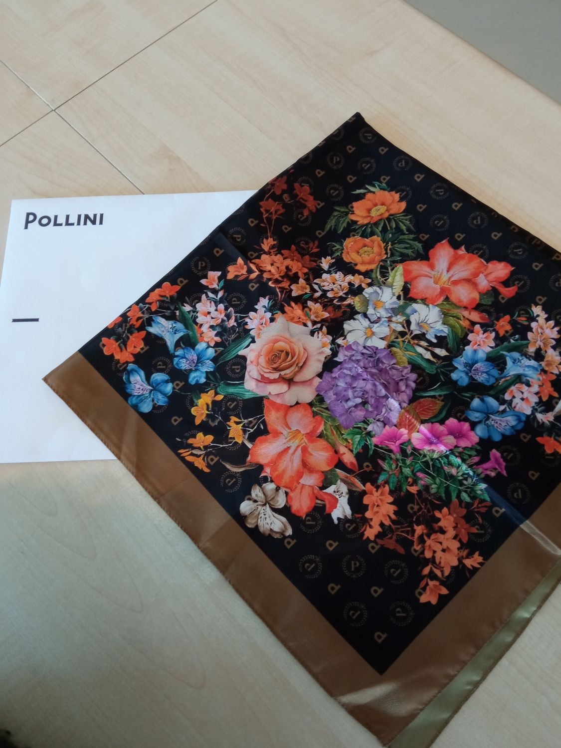 Foulard Pollini