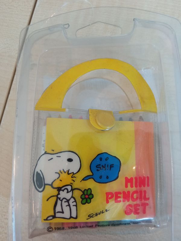 Mini pencil set Snoopy nuovo
