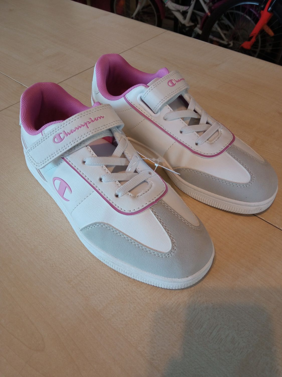 Scarpe bimba n.35 Champion