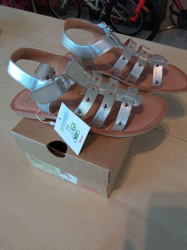 Sandali bimba n.36 Bata nuovi
