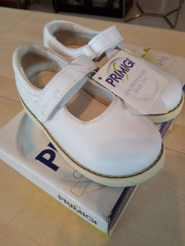 Scarpe bimba n.21 Primigi nuove