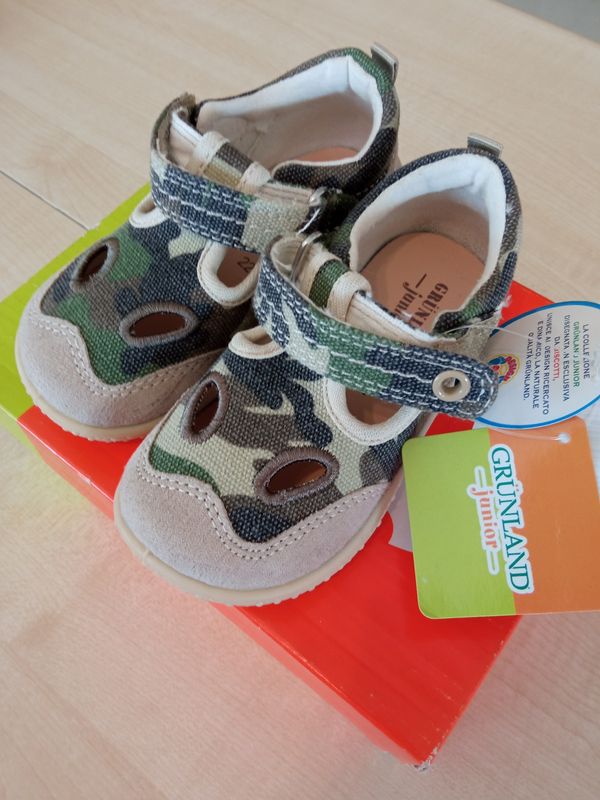 Scarpe bimbo n.22 Grunland nuove