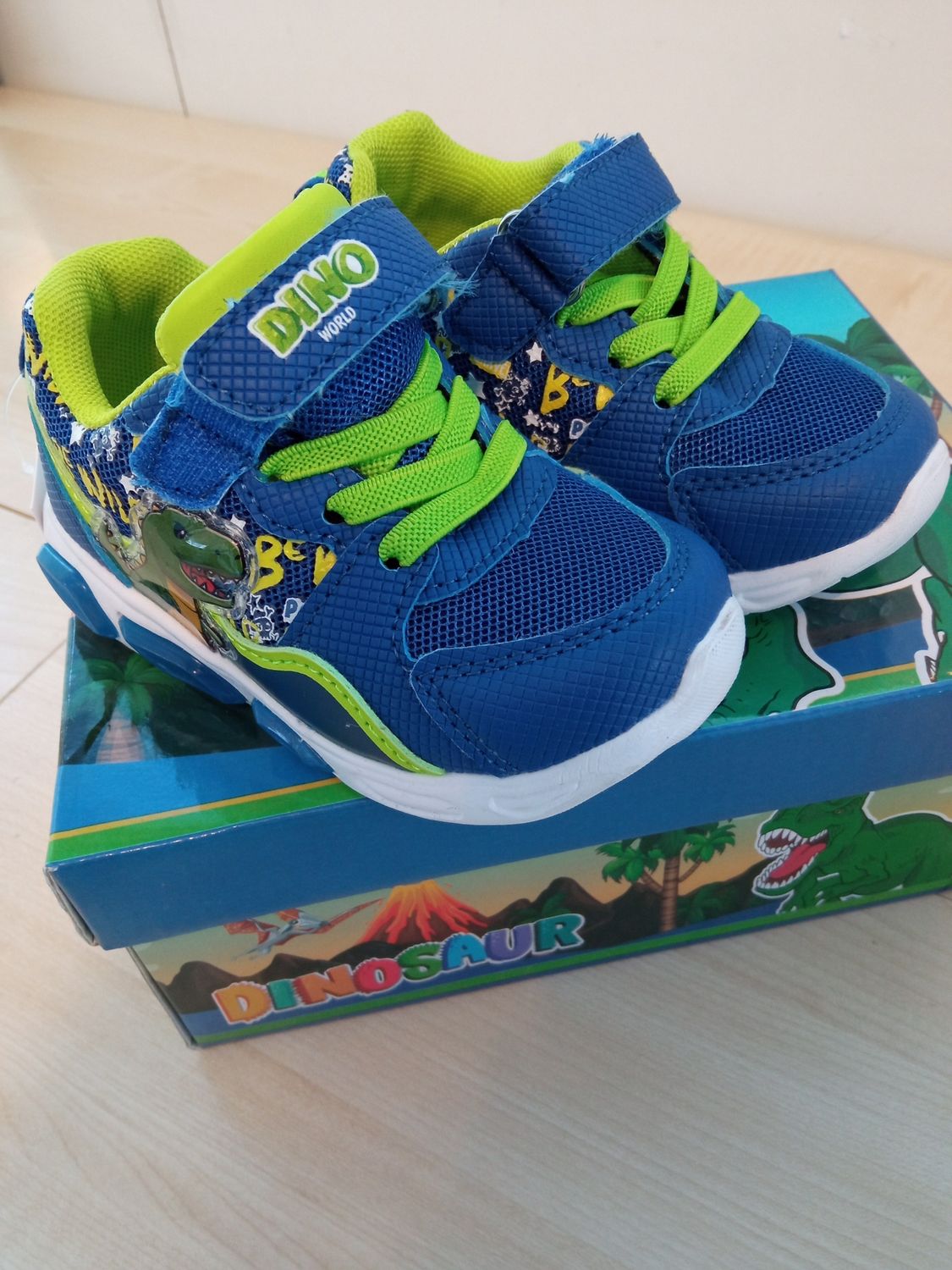 Scarpe bimbo n.21 Dinosaur con luci