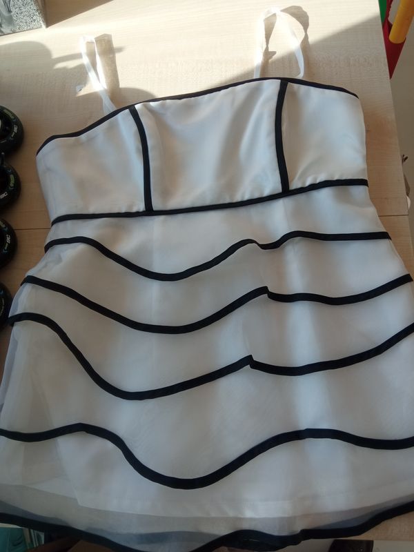 Canotta donna tg I Elisa Landri nuova Canotta donna tg I Elisa Landri nuova