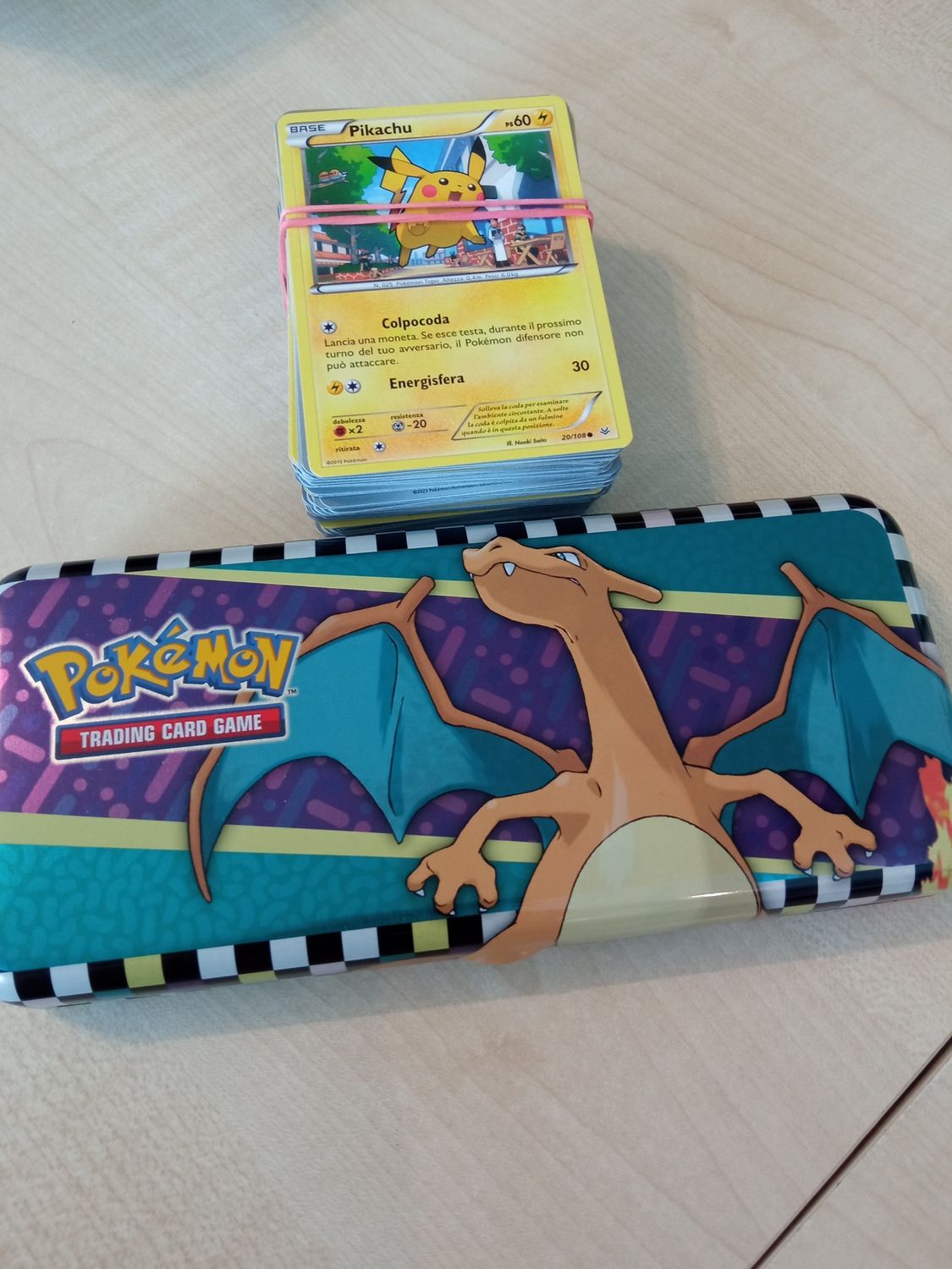 Carte Pokemon+ astuccio