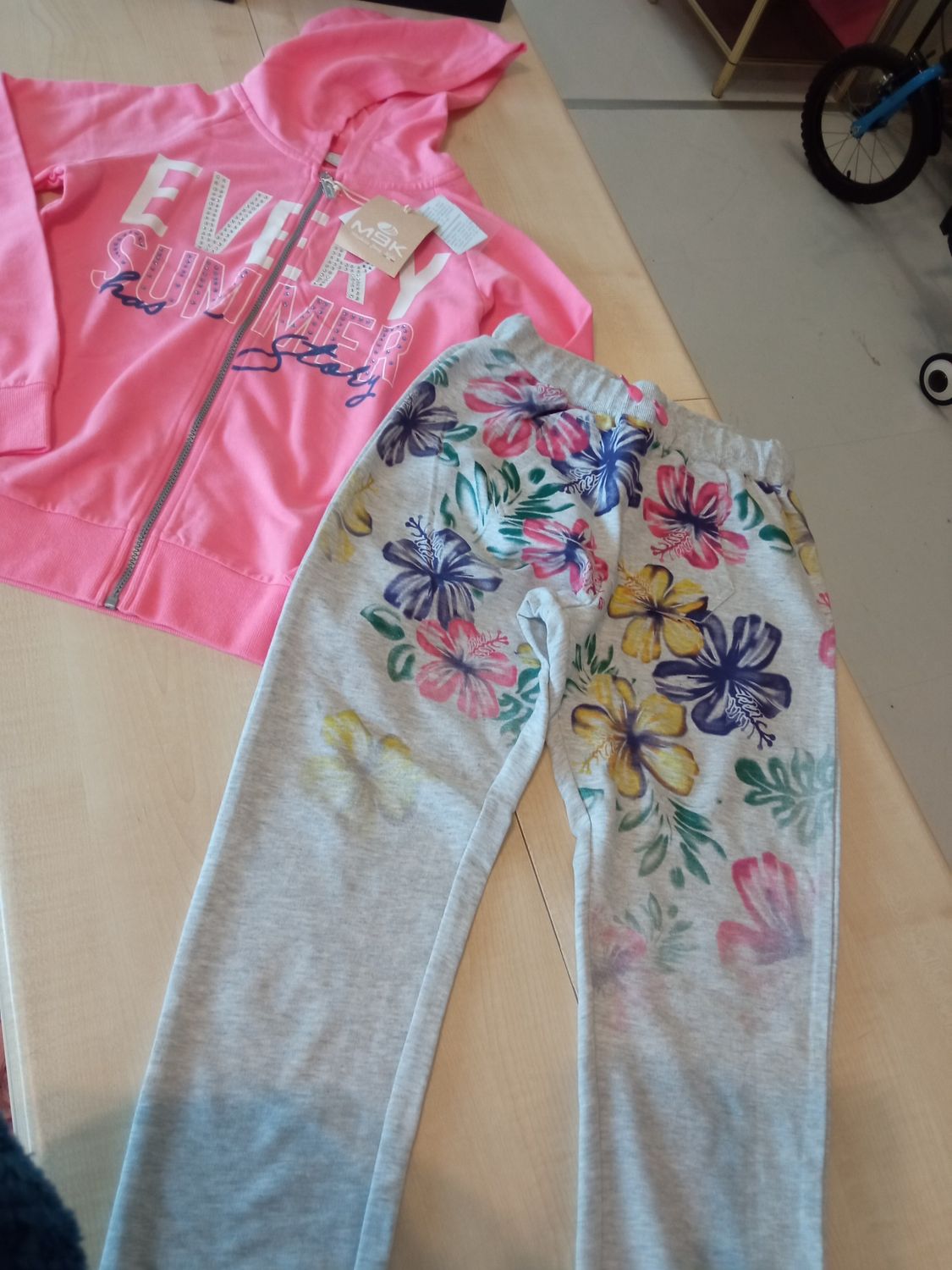 Tuta bimba 14 anni Mek nuova