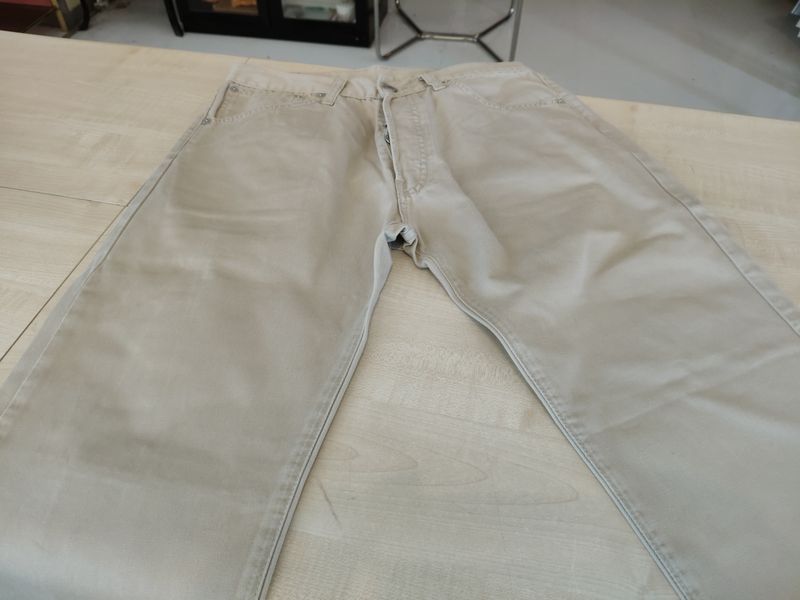 Pantaloni uomo tg 32 Levi's