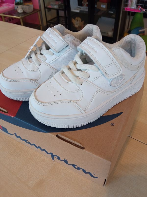 Scarpe bimba n.27 Champion