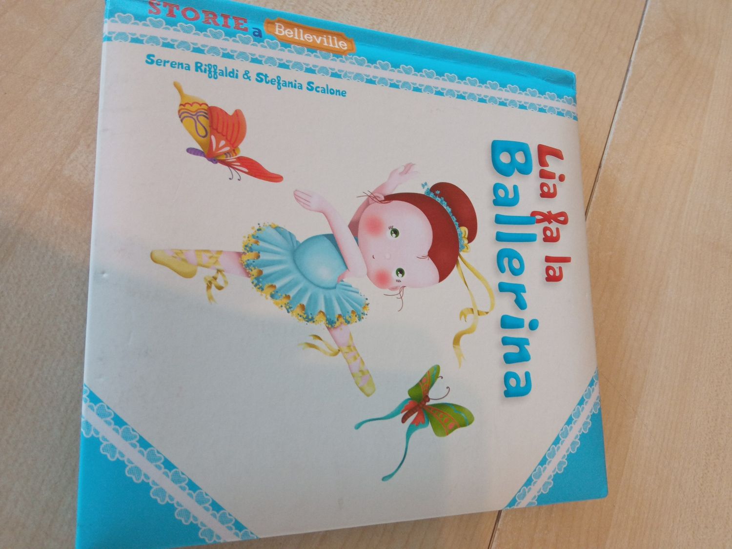 Lia fa la ballerina