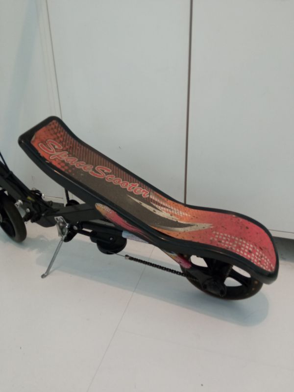 Monopattino Space Scooter