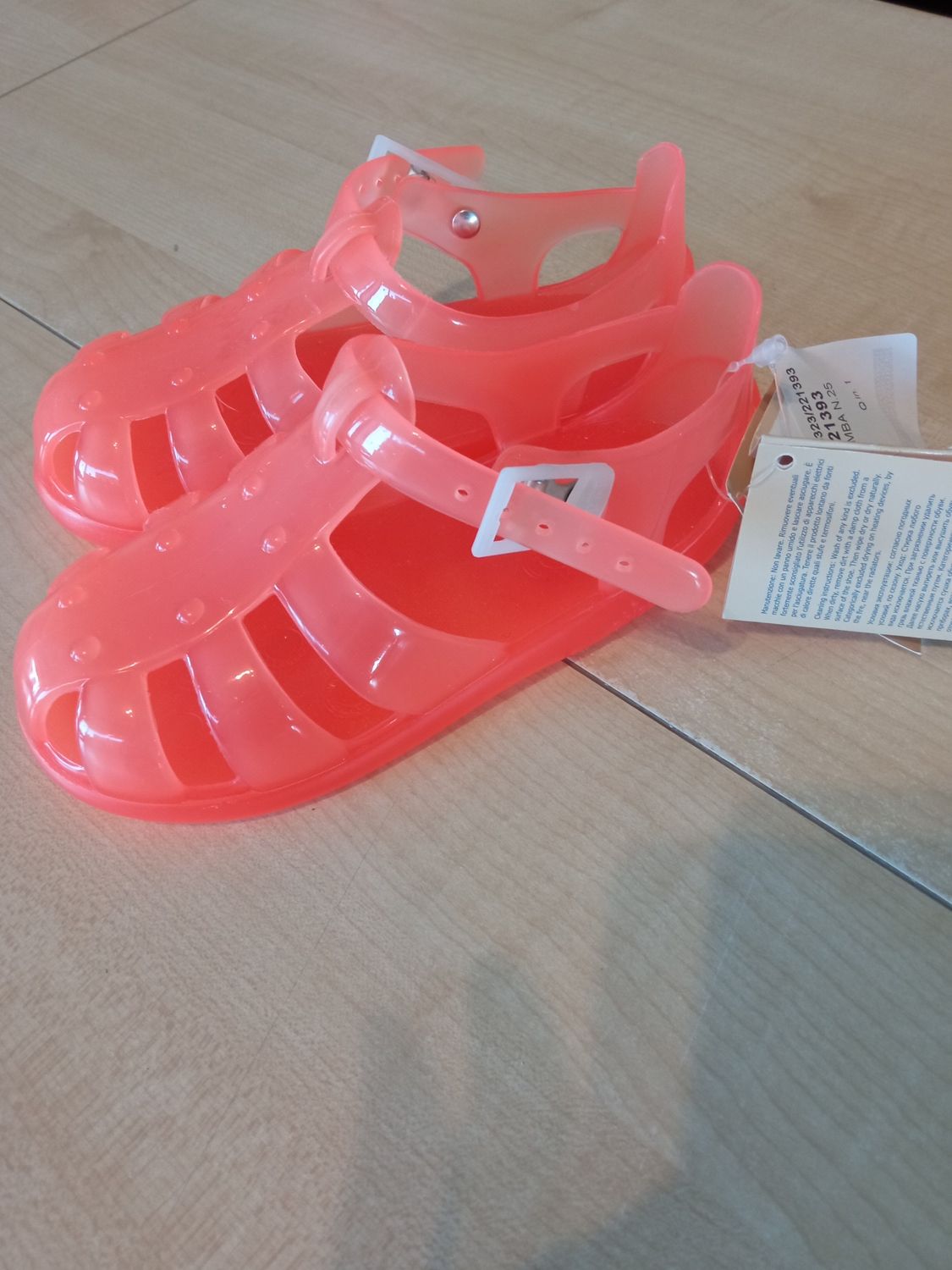Scarpe di plastica bimba n.25 nuove