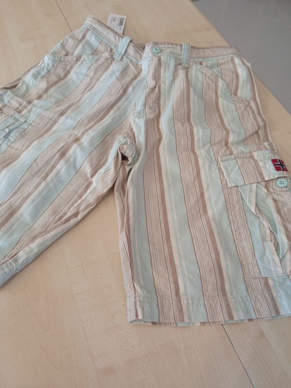 Pantaloni corti ragazzo tg 30 Napapijri
