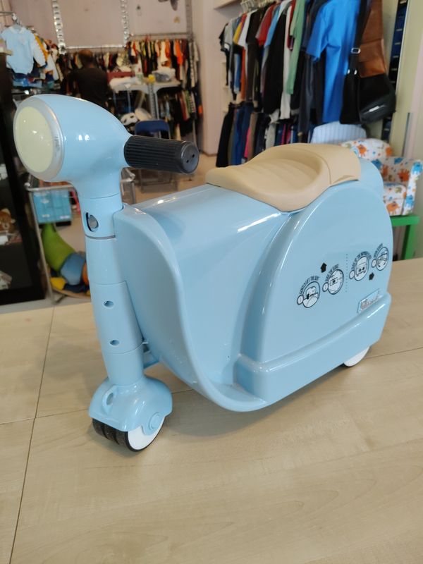 Valigia vespa cavalcabile Skoot