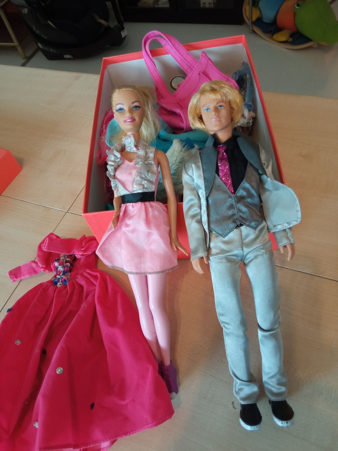 Barbie + Ken con accessori