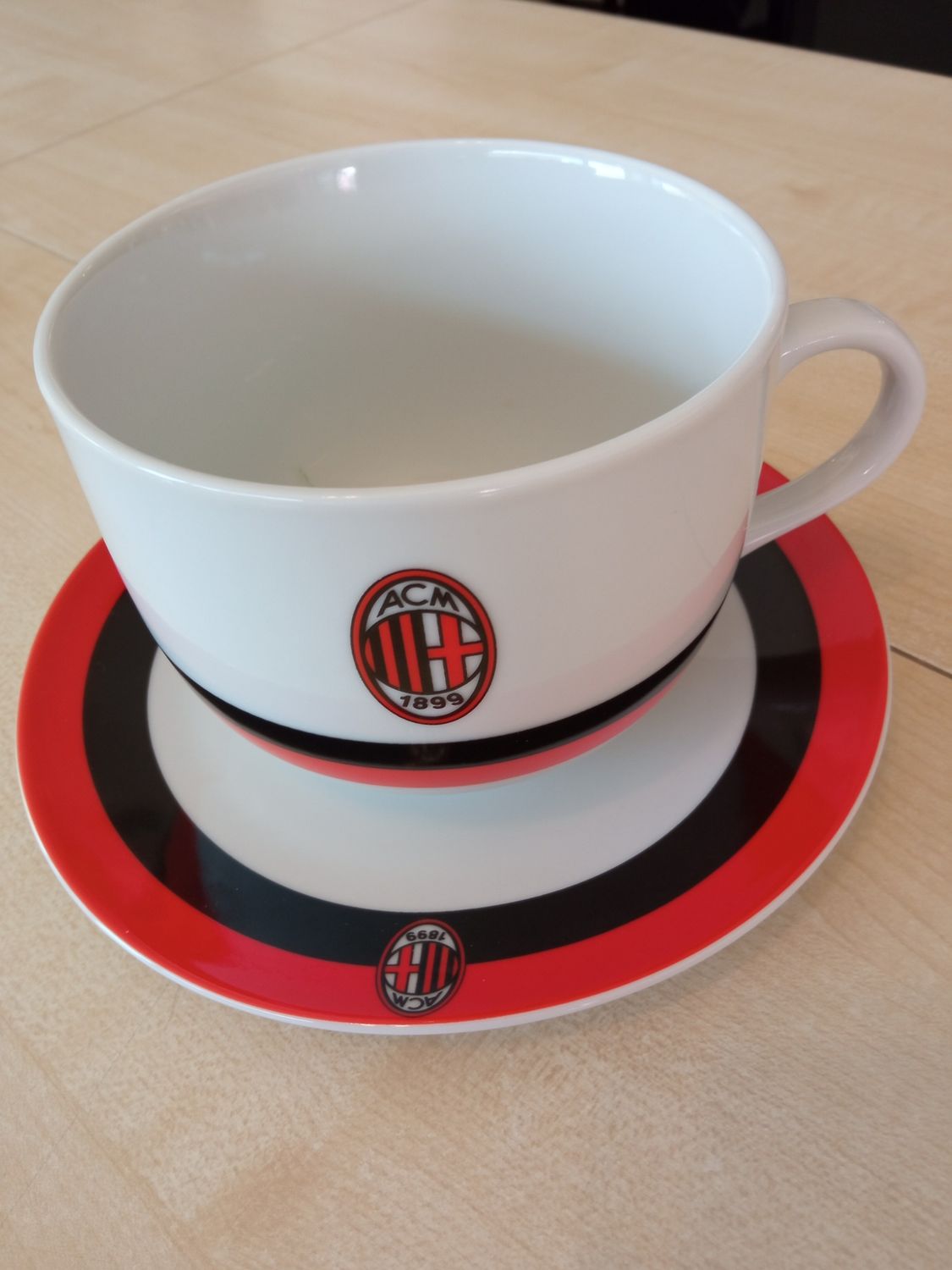 Tazza Milan