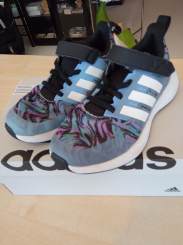 Scarpe bimba n.31 Adidas