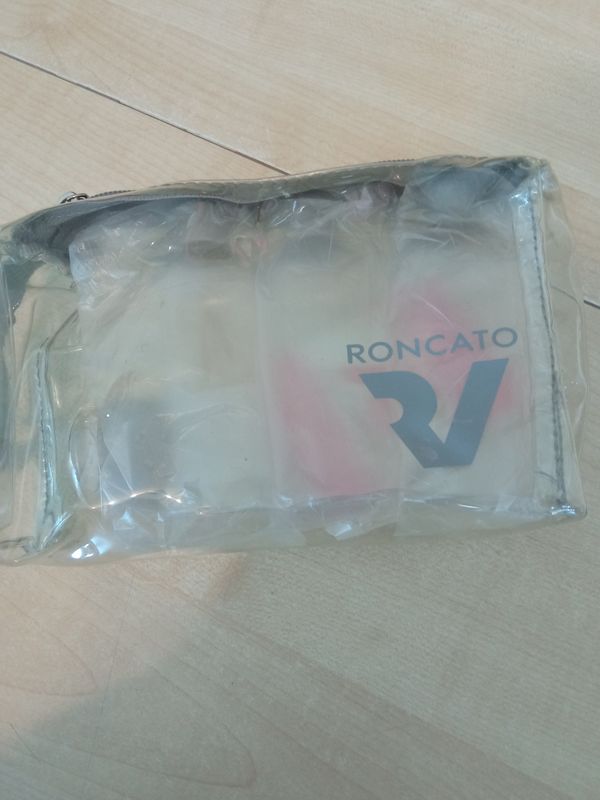 Porta liquidi da viaggio Roncato nuovi Porta liquidi da viaggio Roncato nuovi